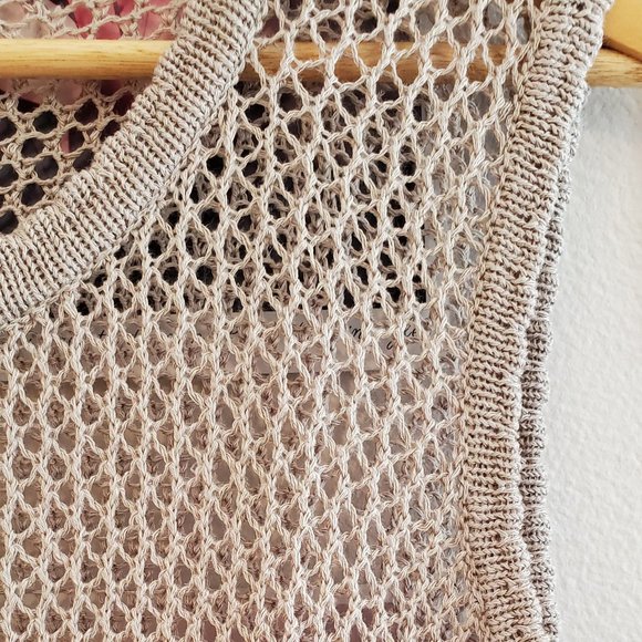 Bylyse Knit Floral Tank Top - Picture 8 of 9